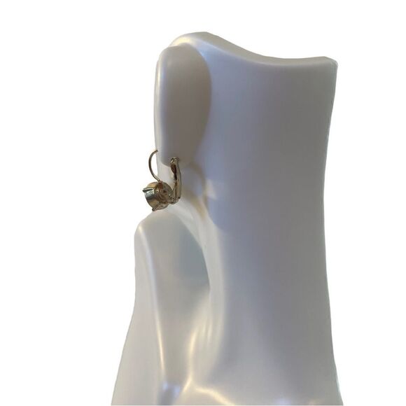 Pretty Vintage Faux Ruby & Gold Toned Leverback Earrings. Generous Sized Stone. - Picture 4 of 5